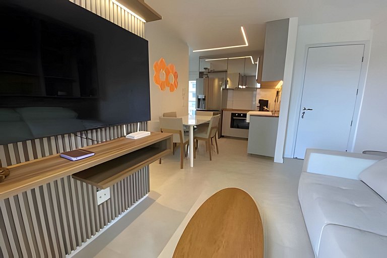 Urban Beach: Infinity