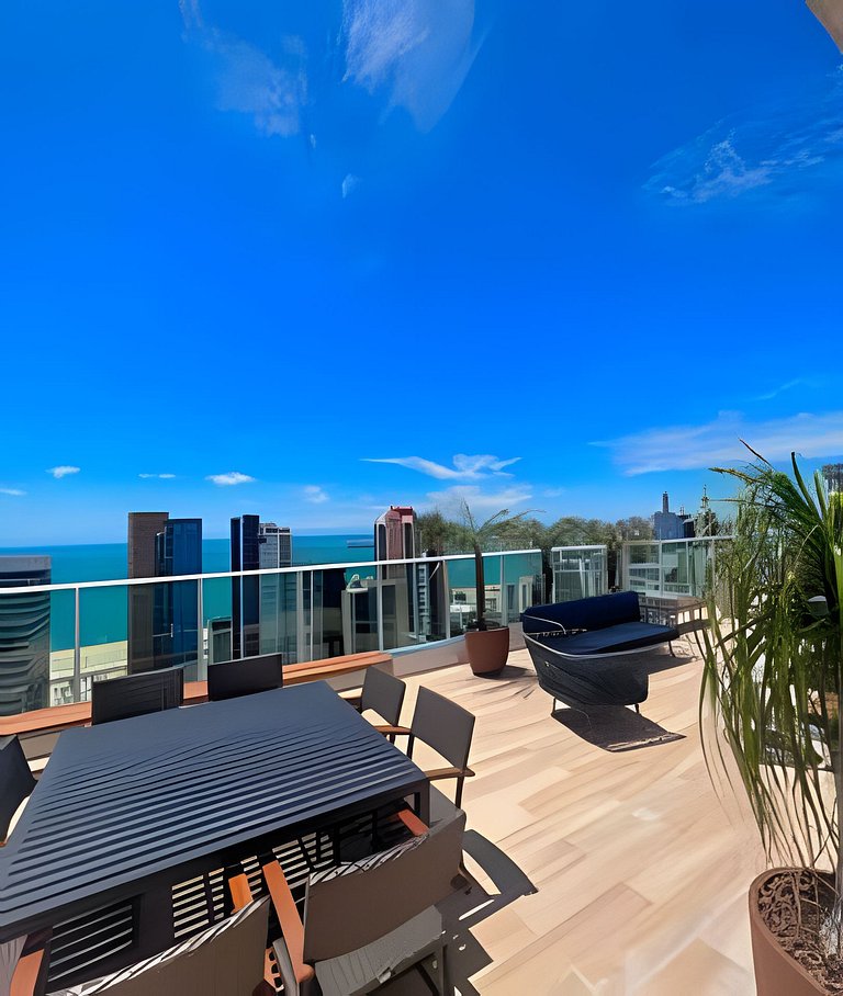 Urban Beach: Infinity