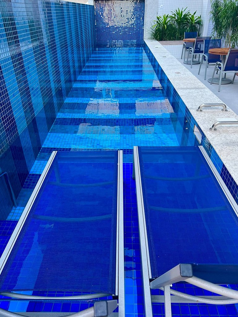 Urban Beach: Infinity