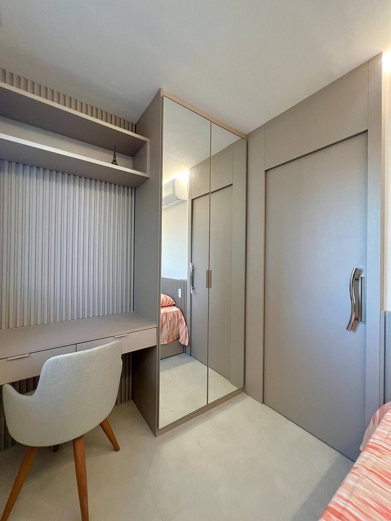 Urban Beach: Infinity